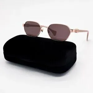 Gucci | Accessories | New Gucci Gg593s 03 Women Brown  display picture 3
